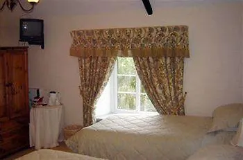 Station Farm Church Fenton