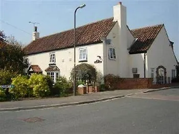 בית הארחה Station Farm Church Fenton