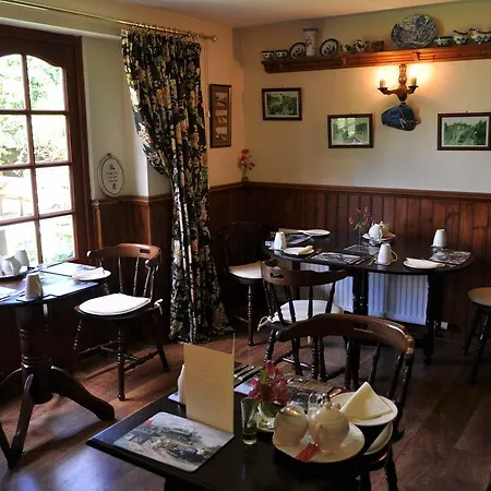 Station Farm Church Fenton