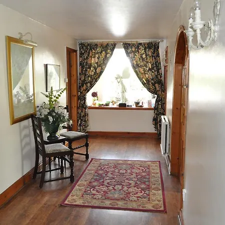 招待所 Station Farm 3*